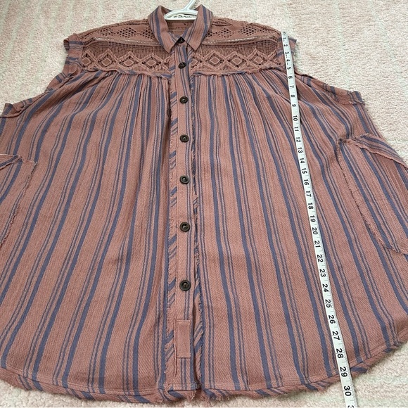 NWT We The Free Button Down Tunic Top Boxy Trapeze Babydoll Fit Top Size Small - Picture 7 of 9